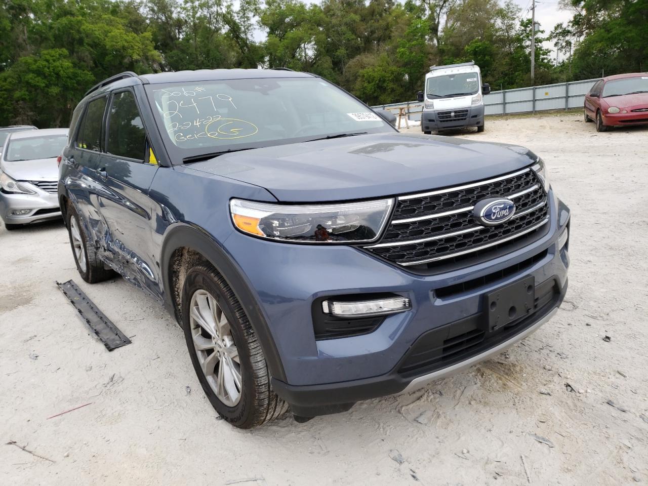 FORD EXPLORER X 2021 with VIN 1FMSK7DH1MGA27812 - Photo from auction