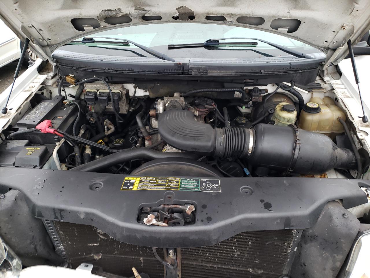 Photo 7 from auction – 2004 FORD F150 with VIN 1FTRF12W14NA82701