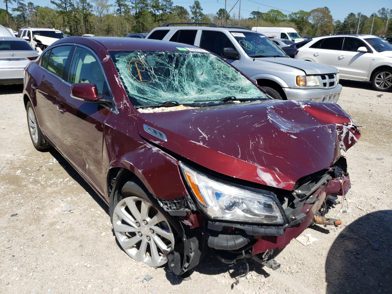 BUICK LACROSSE 2016 with VIN 1G4GB5G35GF123804 - Photo from auction