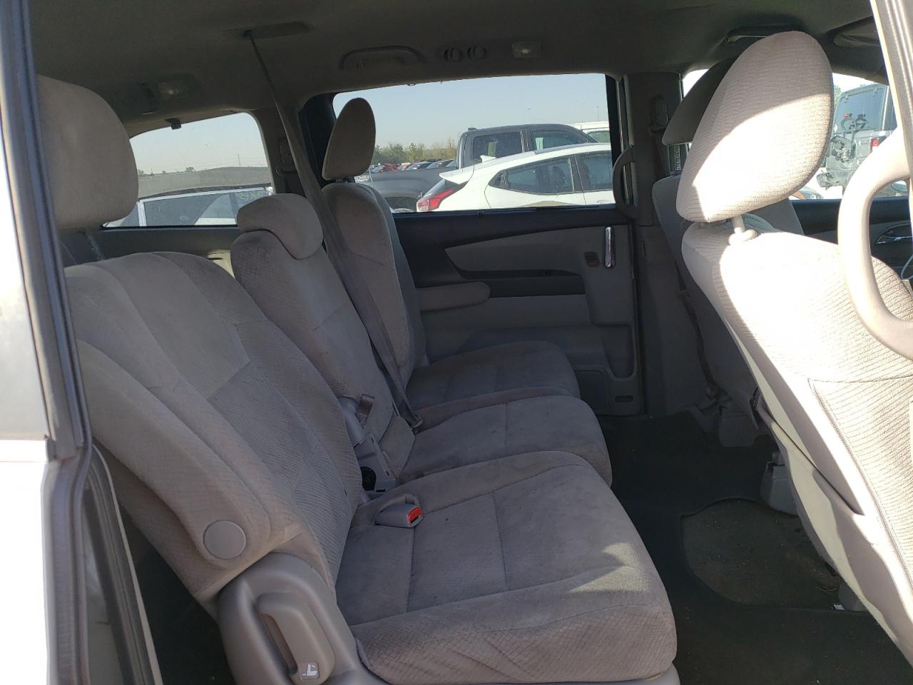Photo 6 from auction – 2014 HONDA ODYSSEY EX with VIN 5FNRL5H42EB062639
