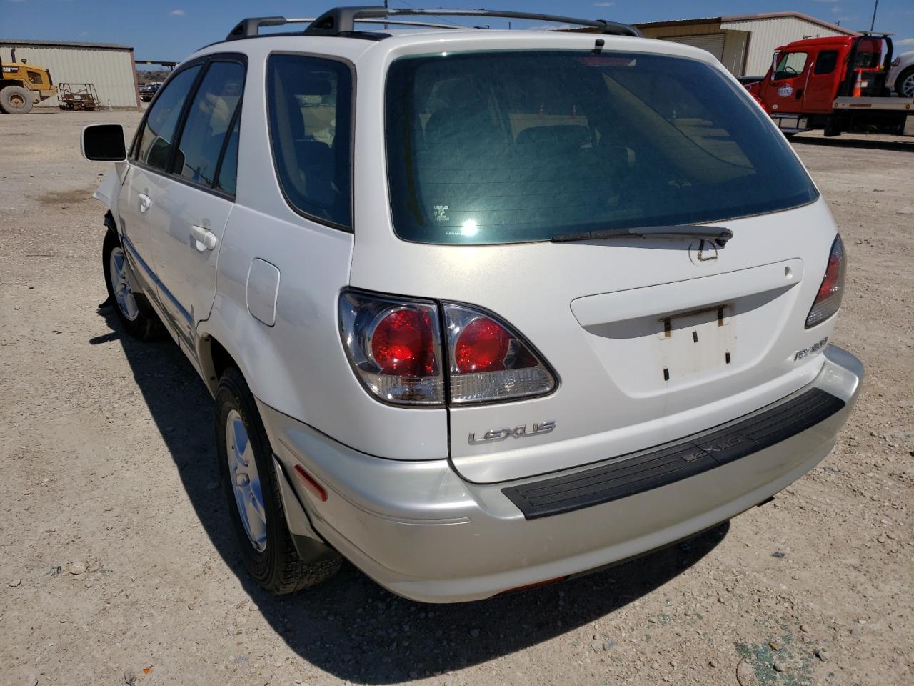 Photo 3 from auction – 2001 LEXUS RX 300 with VIN JTJGF10U010089461