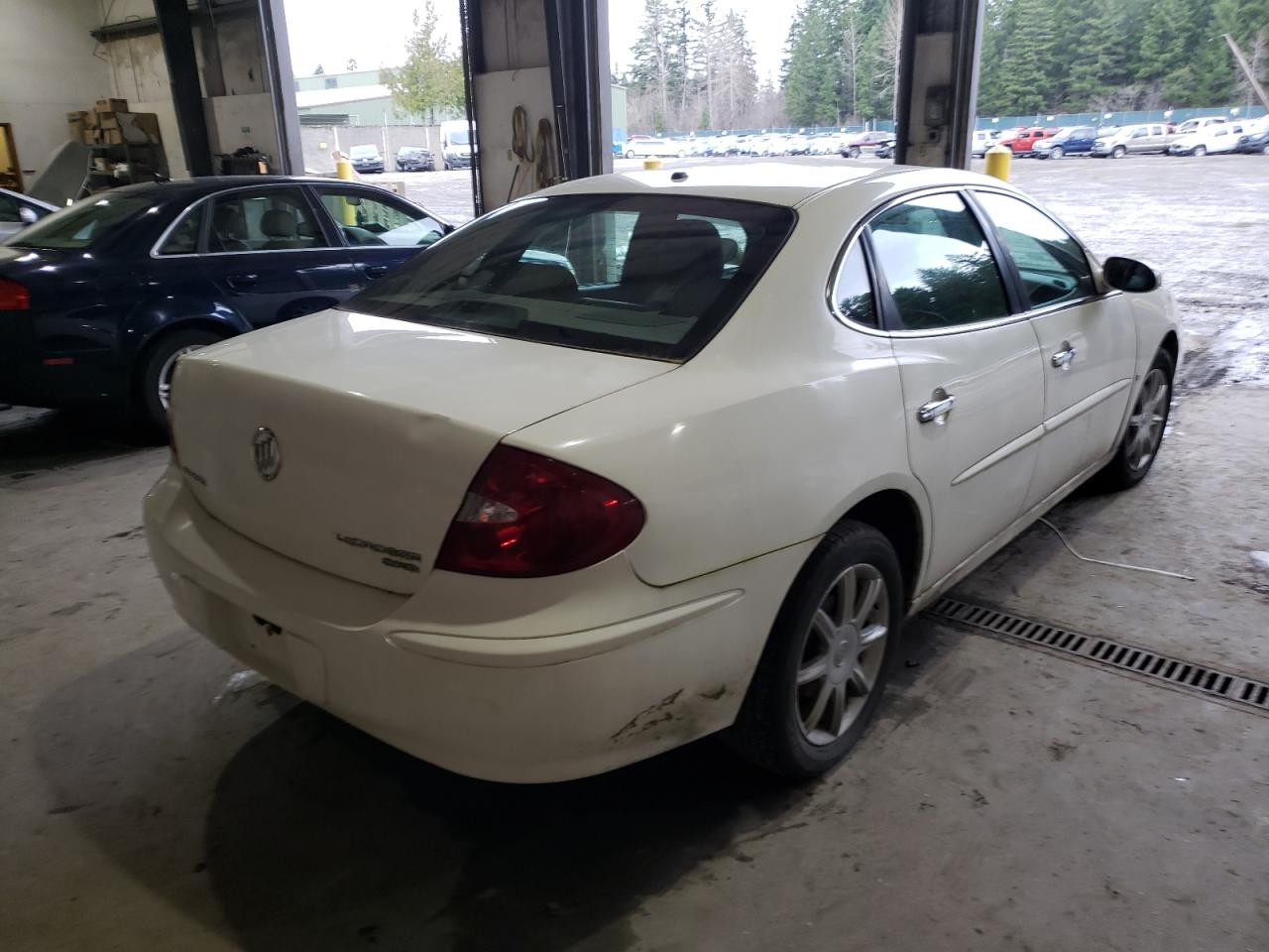 Photo 4 from auction – 2006 BUICK LACROSSE C with VIN 2G4WE587461188069