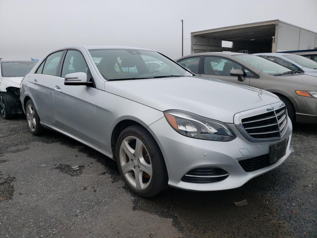 MERCEDES-BENZ E 350 4MAT 2014 with VIN WDDHF8JB8EA952588 - Photo from auction