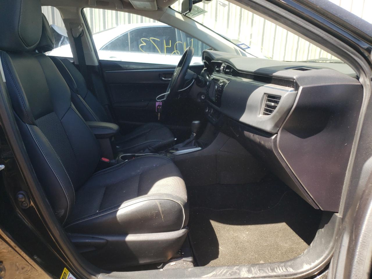 Photo 5 from auction – 2015 TOYOTA COROLLA L with VIN 5YFBURHE5FP206995