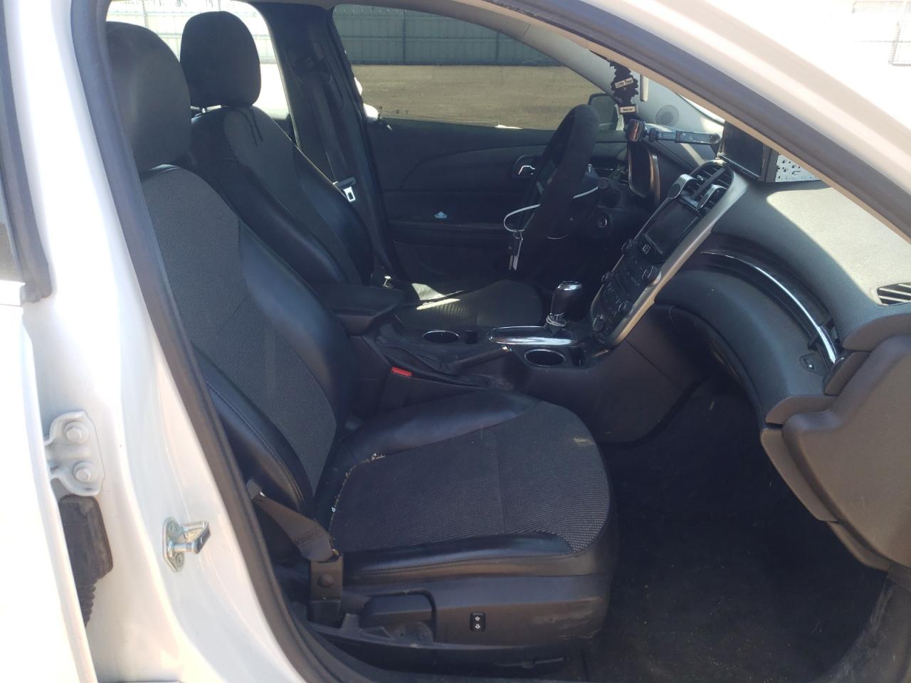 Photo 5 from auction – 2016 CHEVROLET MALIBU LIM with VIN 1G11C5SA9GU162655