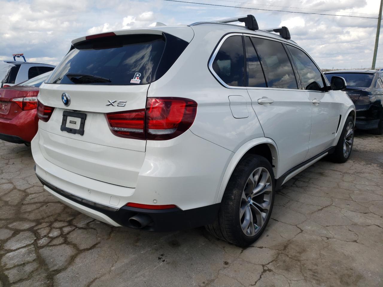 Photo 4 from auction – 2016 BMW X5 XDRIVE3 with VIN 5UXKR0C58G0S85089
