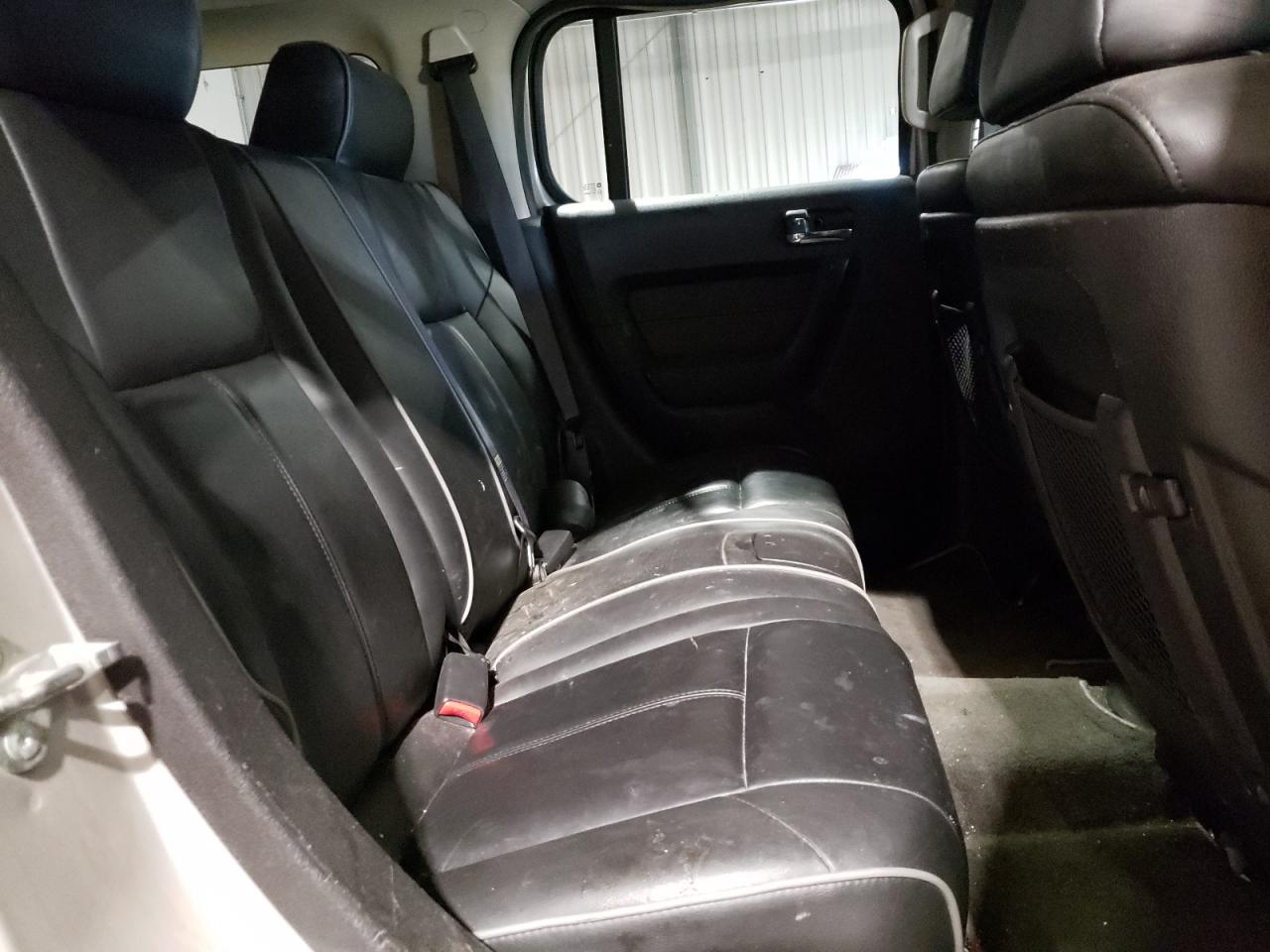 Photo 6 from auction – 2006 HUMMER H3 with VIN 5GTDN136X68188845