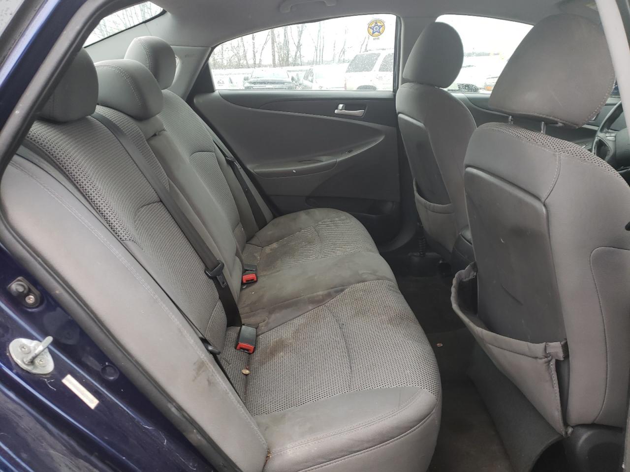 Photo 6 from auction – 2011 HYUNDAI SONATA GLS with VIN 5NPEB4AC8BH148032