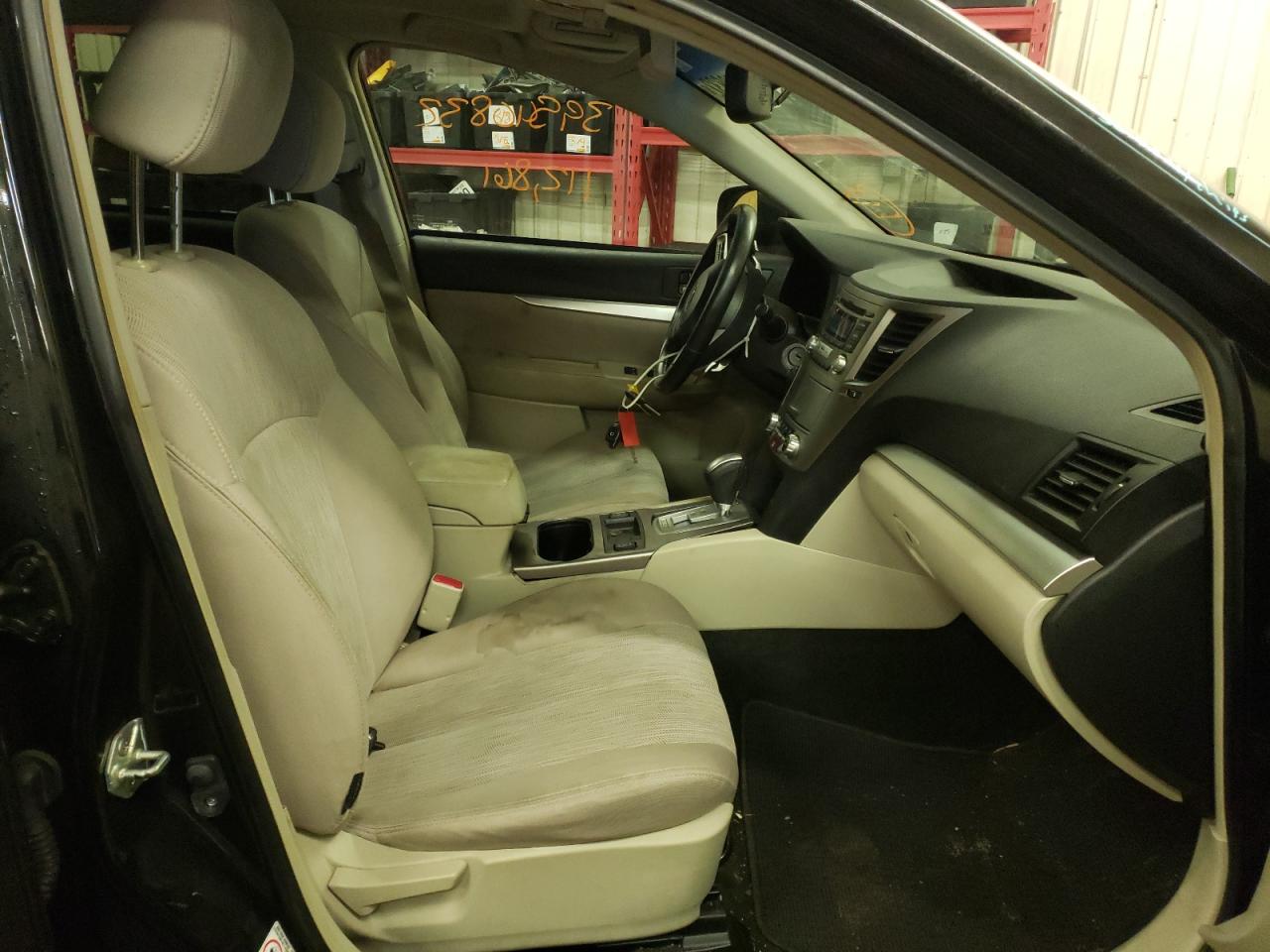 Photo 5 from auction – 2013 SUBARU OUTBACK 2. with VIN 4S4BRCGC5D3307650