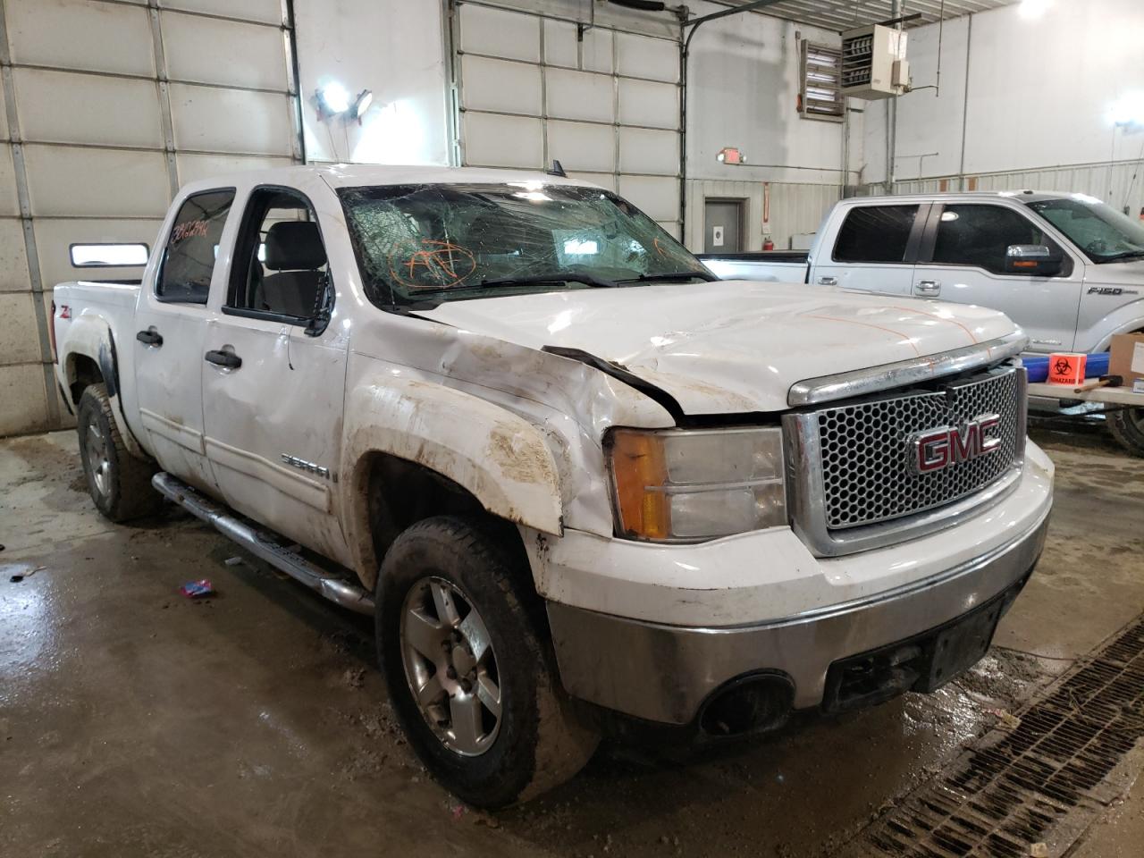 GMC NEW SIERRA 2007 with VIN 2GTEK13M271653030 - Photo from auction