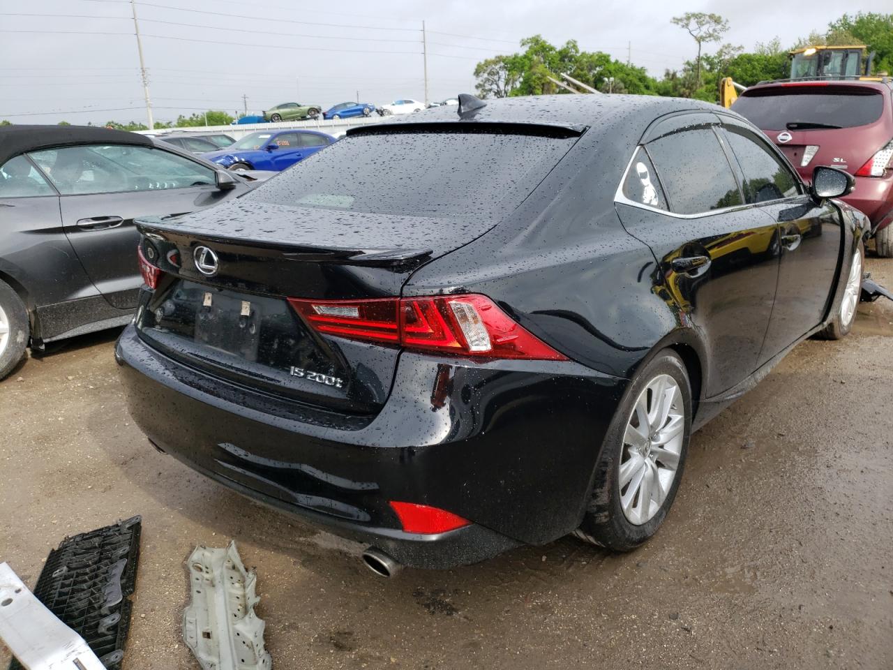 Photo 4 from auction – 2016 LEXUS IS 200T with VIN JTHBA1D23G5020522