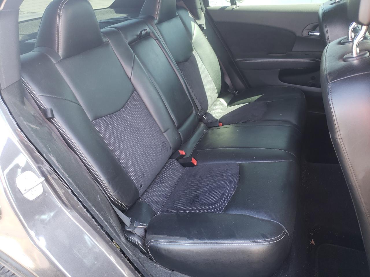 Photo 6 from auction – 2014 CHRYSLER 200 LIMITE with VIN 1C3CCBCG1EN191886