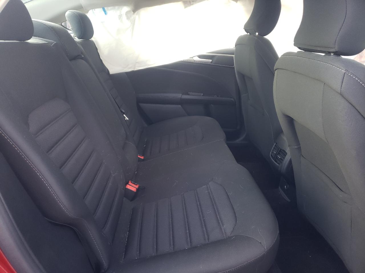 Photo 6 from auction – 2017 FORD FUSION SE with VIN 3FA6P0H72HR185855