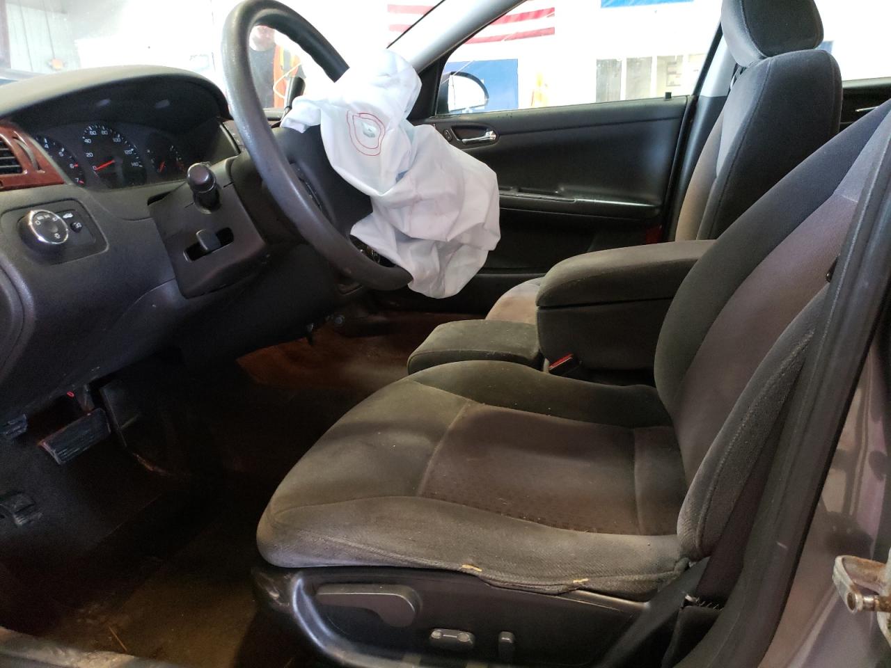 Photo 5 from auction – 2007 CHEVROLET IMPALA LS with VIN 2G1WB58NX79401761