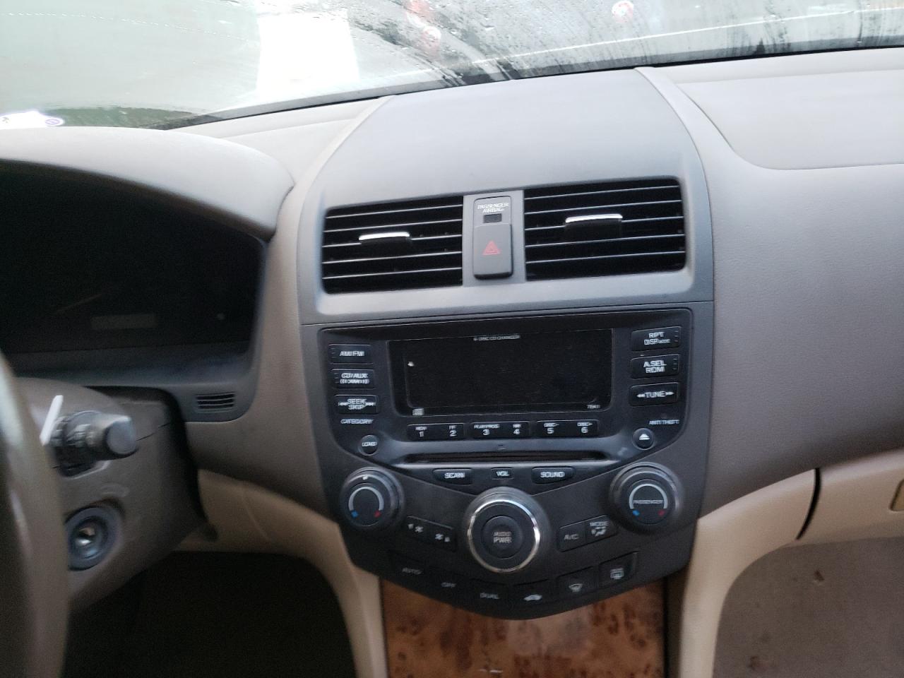 Photo 9 from auction – 2005 HONDA ACCORD with VIN 1HGCM66545A030631