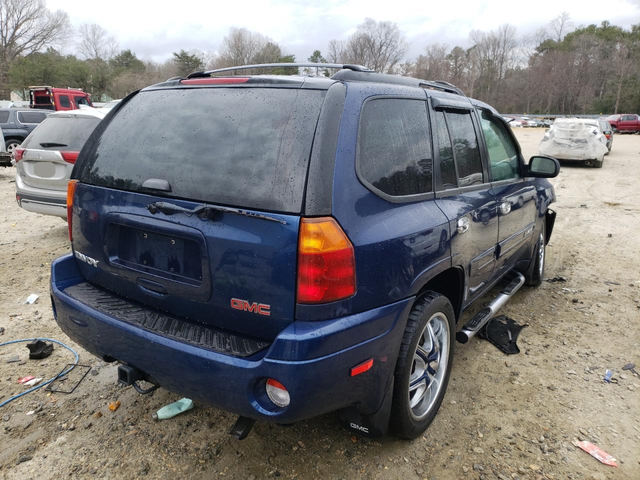 Photo 4 from auction – 2002 GMC ENVOY with VIN 1GKDT13S622126550