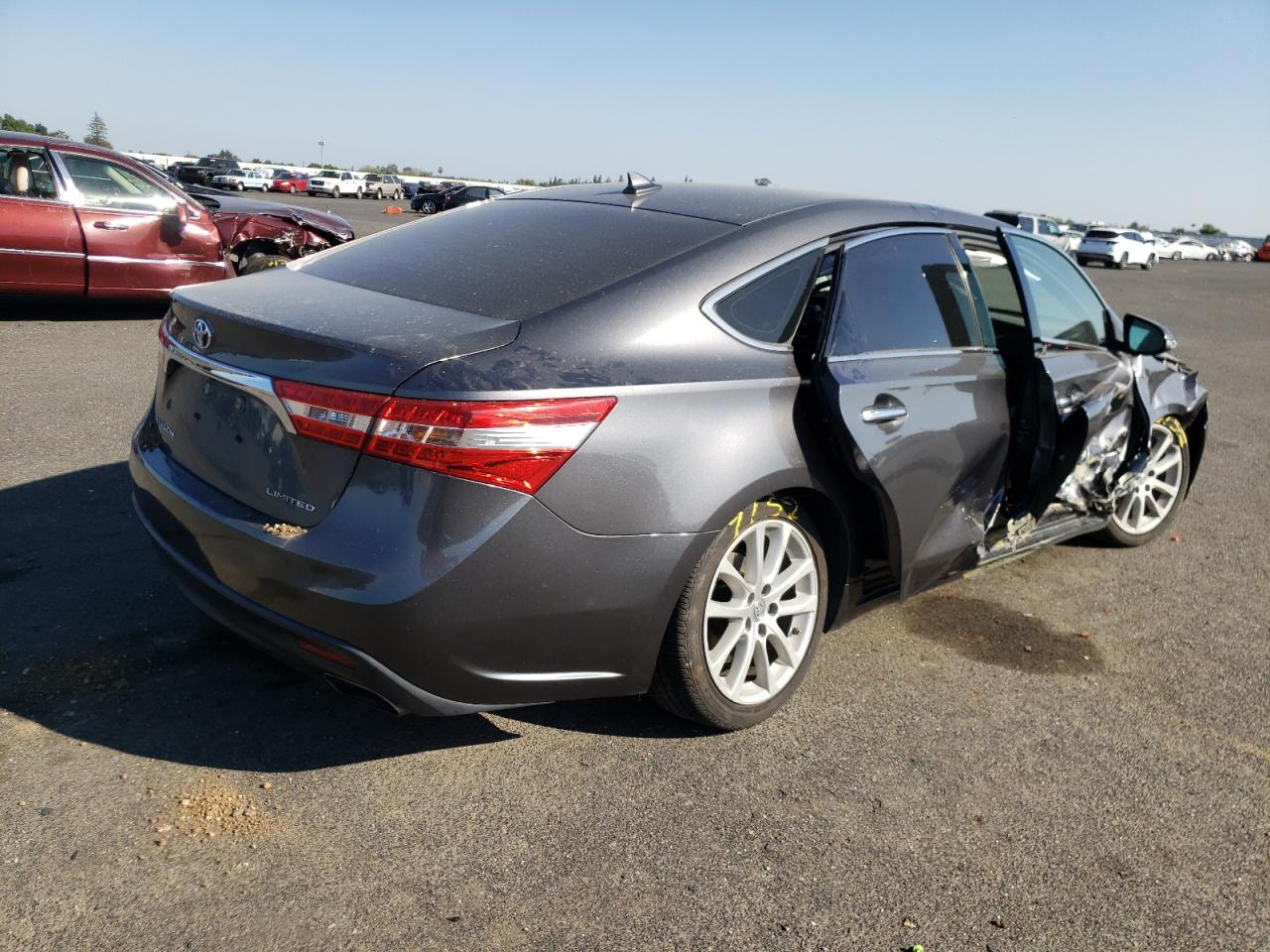 Zdjęcie 4 z aukcji – 2014 TOYOTA AVALON BAS z VIN 4T1BK1EB0EU130486