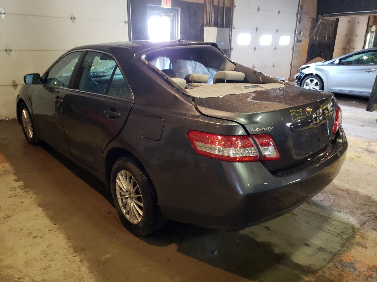 Photo 3 from auction – 2010 TOYOTA CAMRY BASE with VIN 4T4BF3EK5AR036989