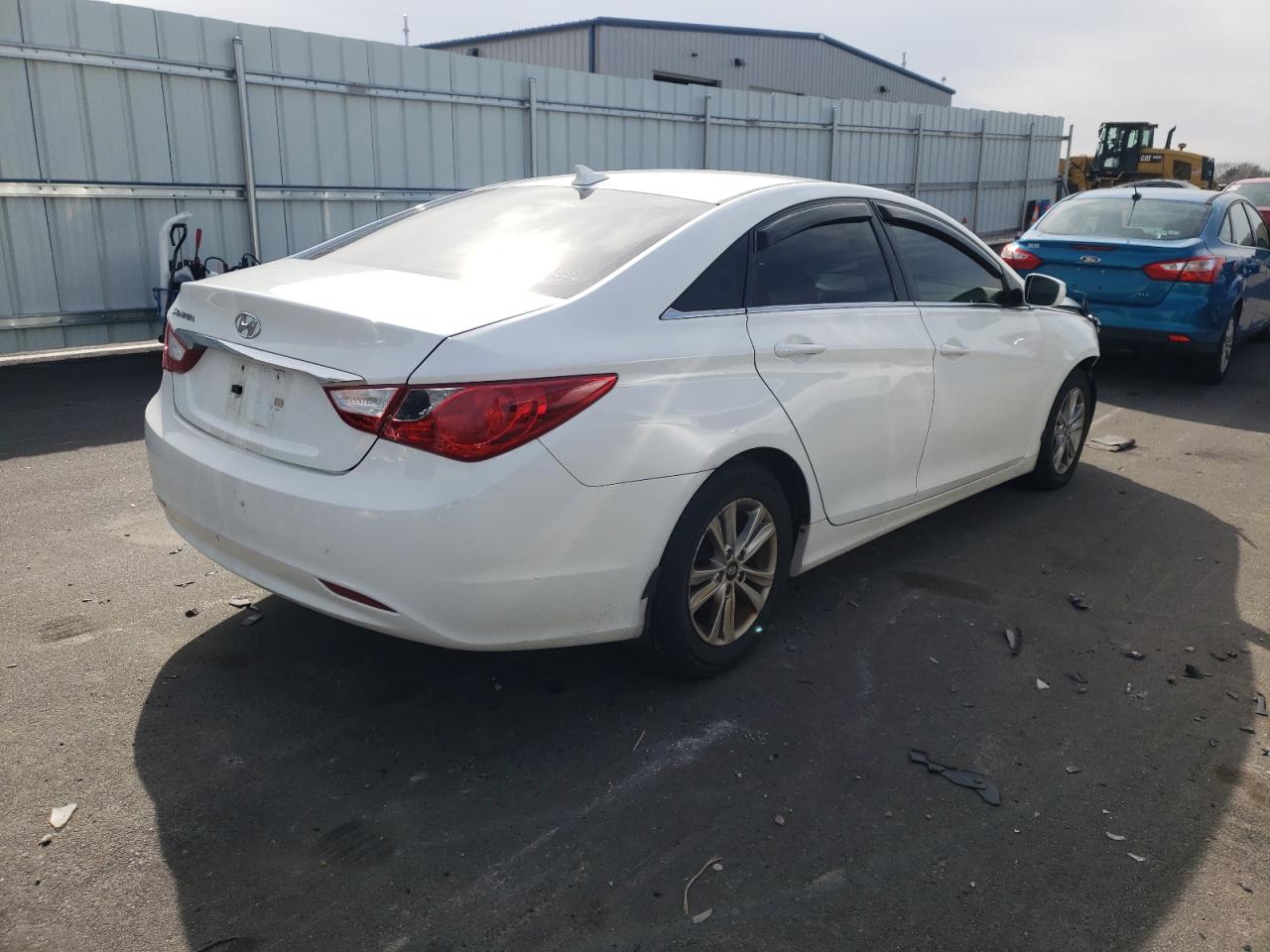 Photo 4 from auction – 2012 HYUNDAI SONATA GLS with VIN 5NPEB4AC1CH384653