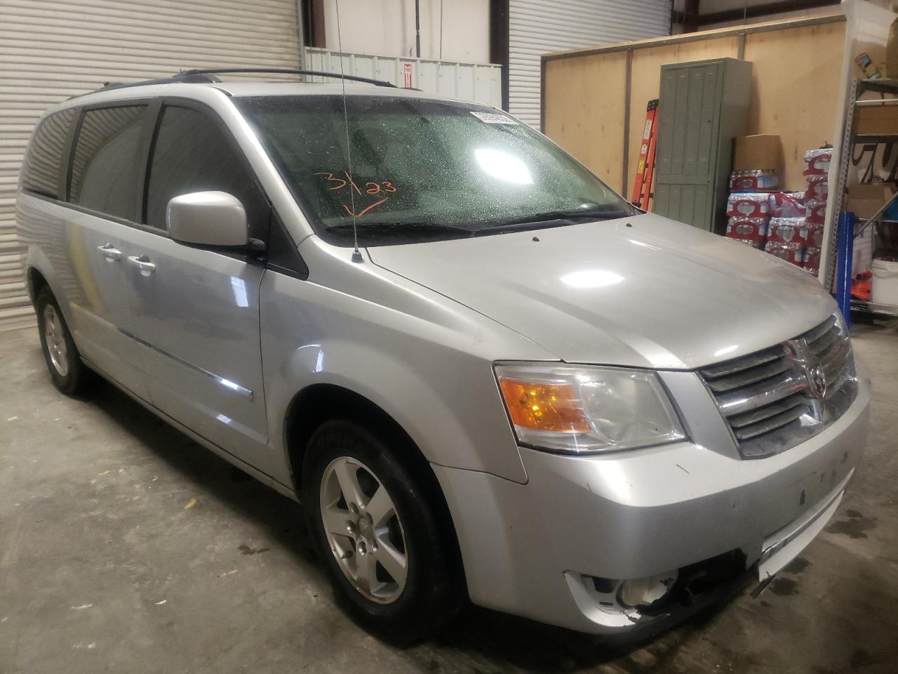 Photo 1 from auction – 2008 DODGE GRAND CARA with VIN 2D8HN54P18R839778