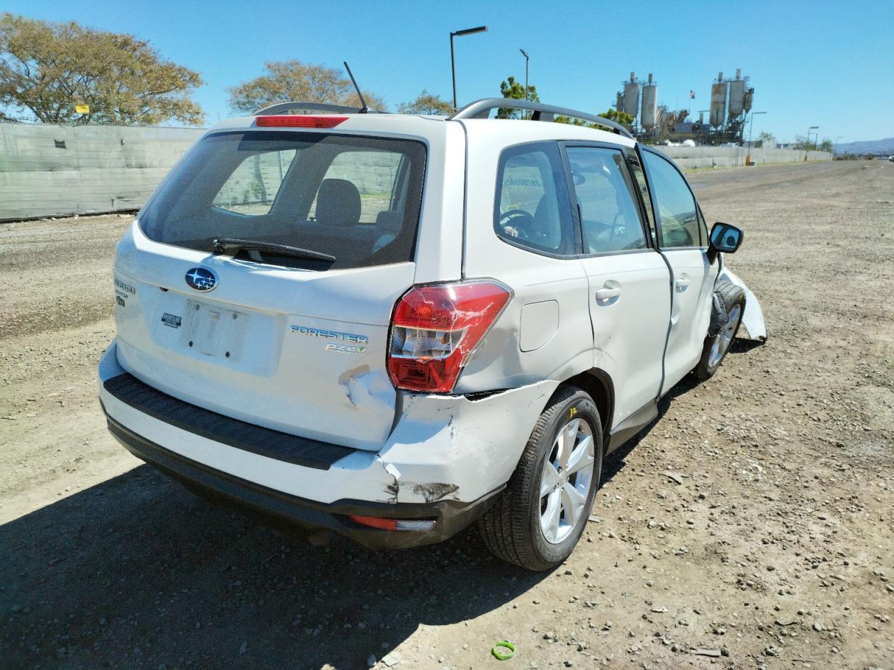 Photo 4 from auction – 2015 SUBARU FORESTER 2 with VIN JF2SJABC9FH465231