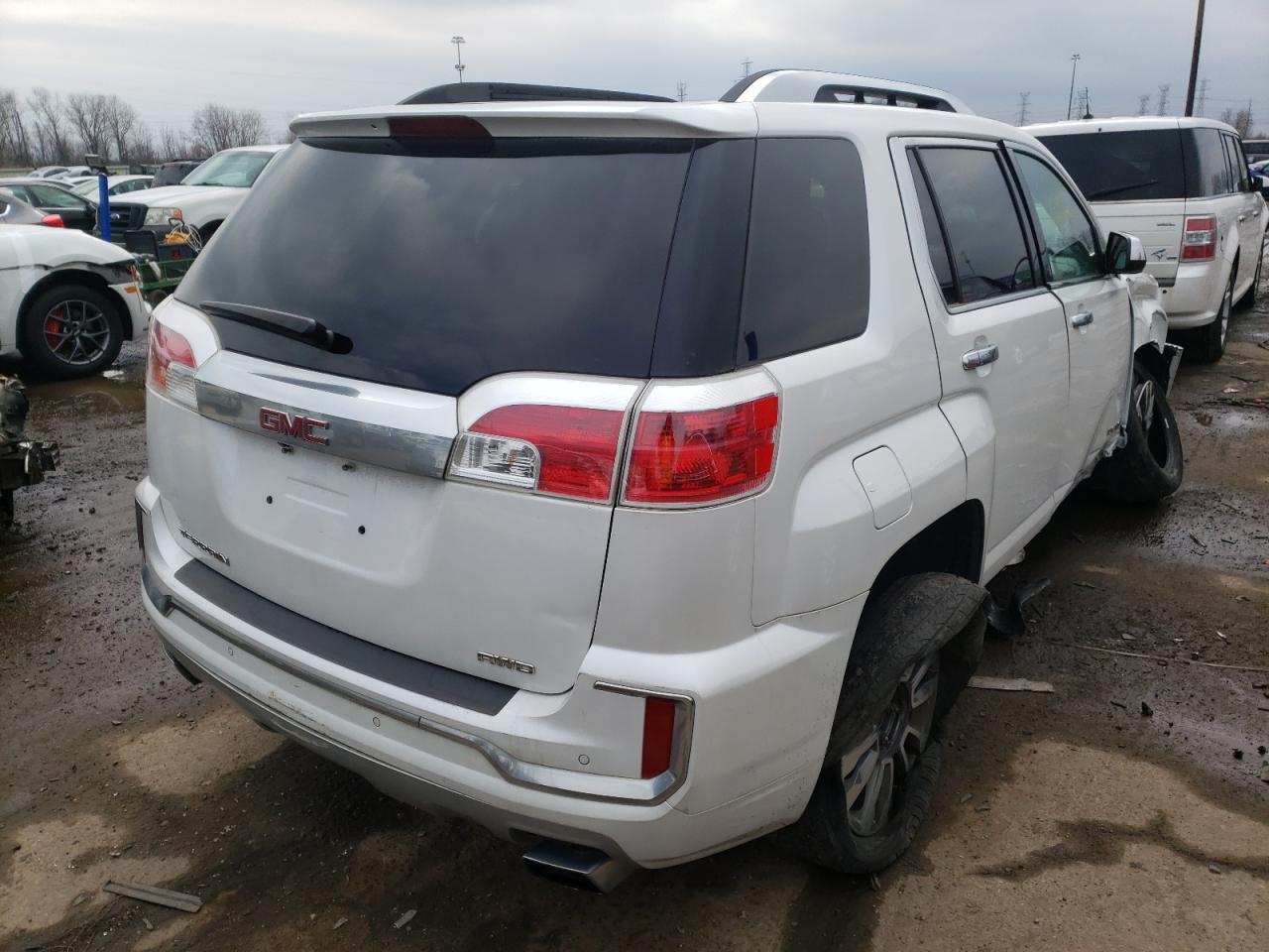 Foto 4 de la subasta – 2016 GMC TERRAIN DE con VIN 2GKFLVE37G6275100