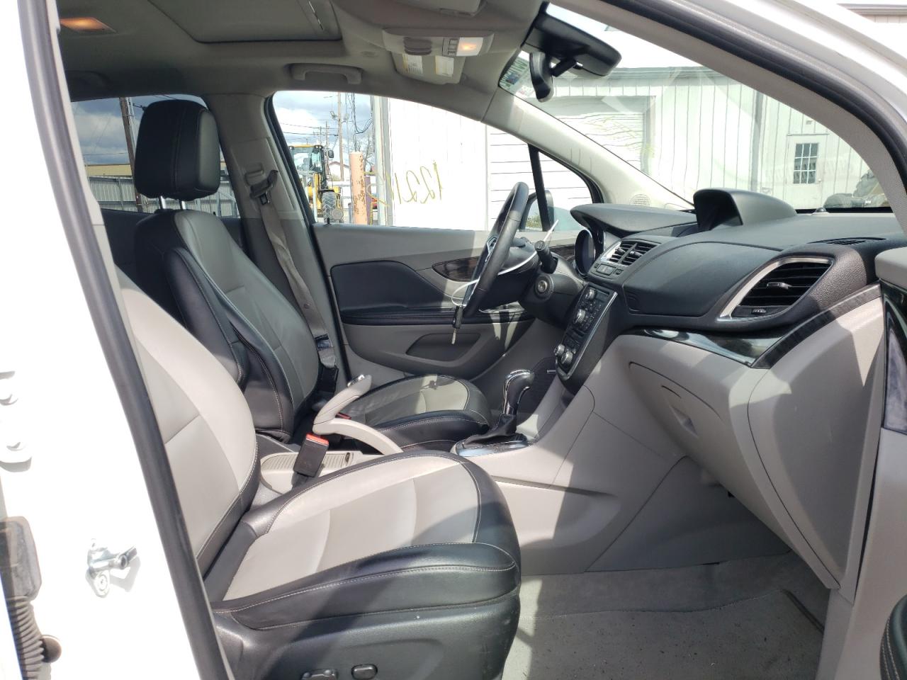 Photo 5 from auction – 2015 BUICK ENCORE with VIN KL4CJCSB6FB174186