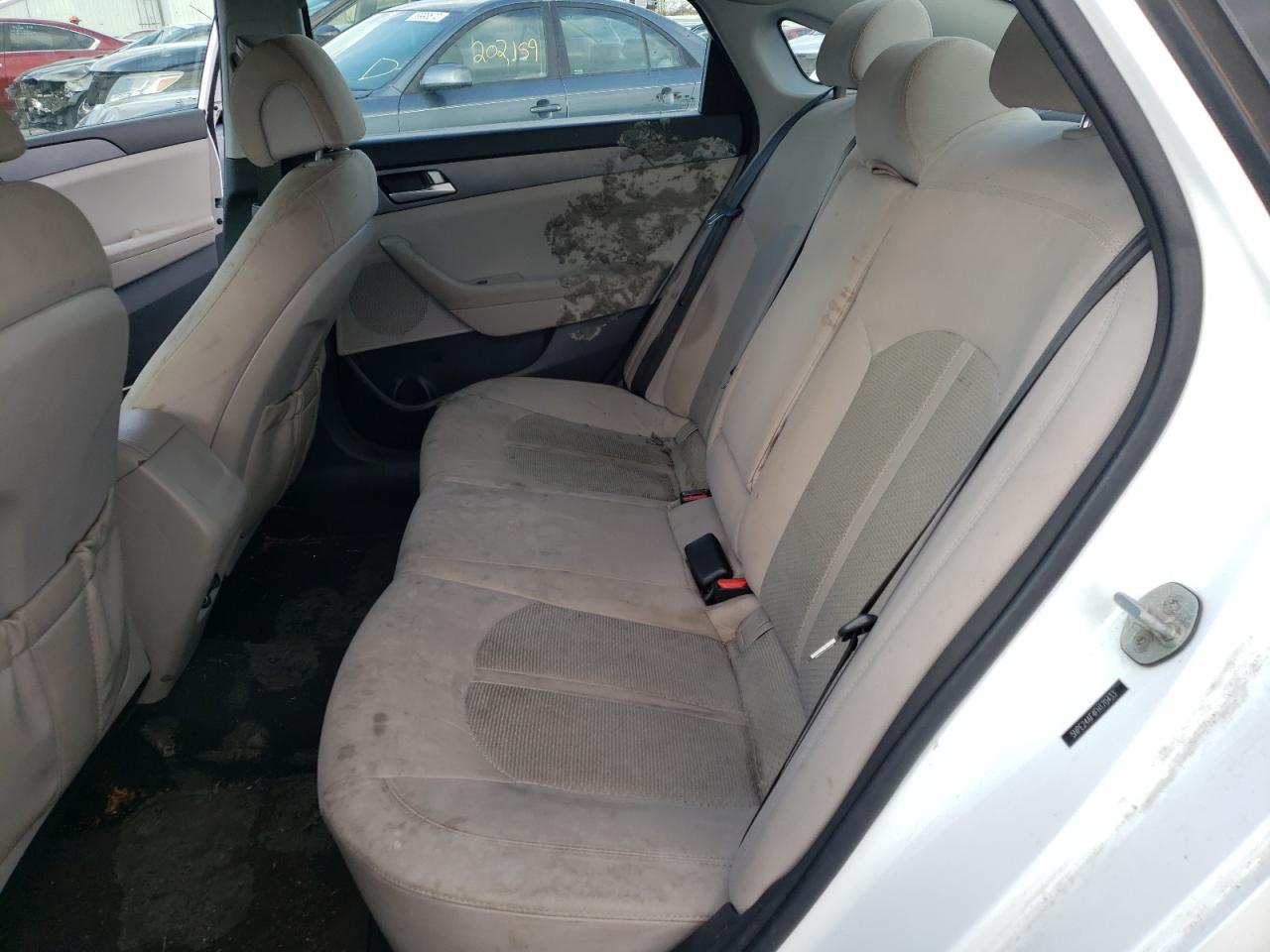 Photo 6 from auction – 2015 HYUNDAI SONATA SE with VIN 5NPE24AF4FH170433
