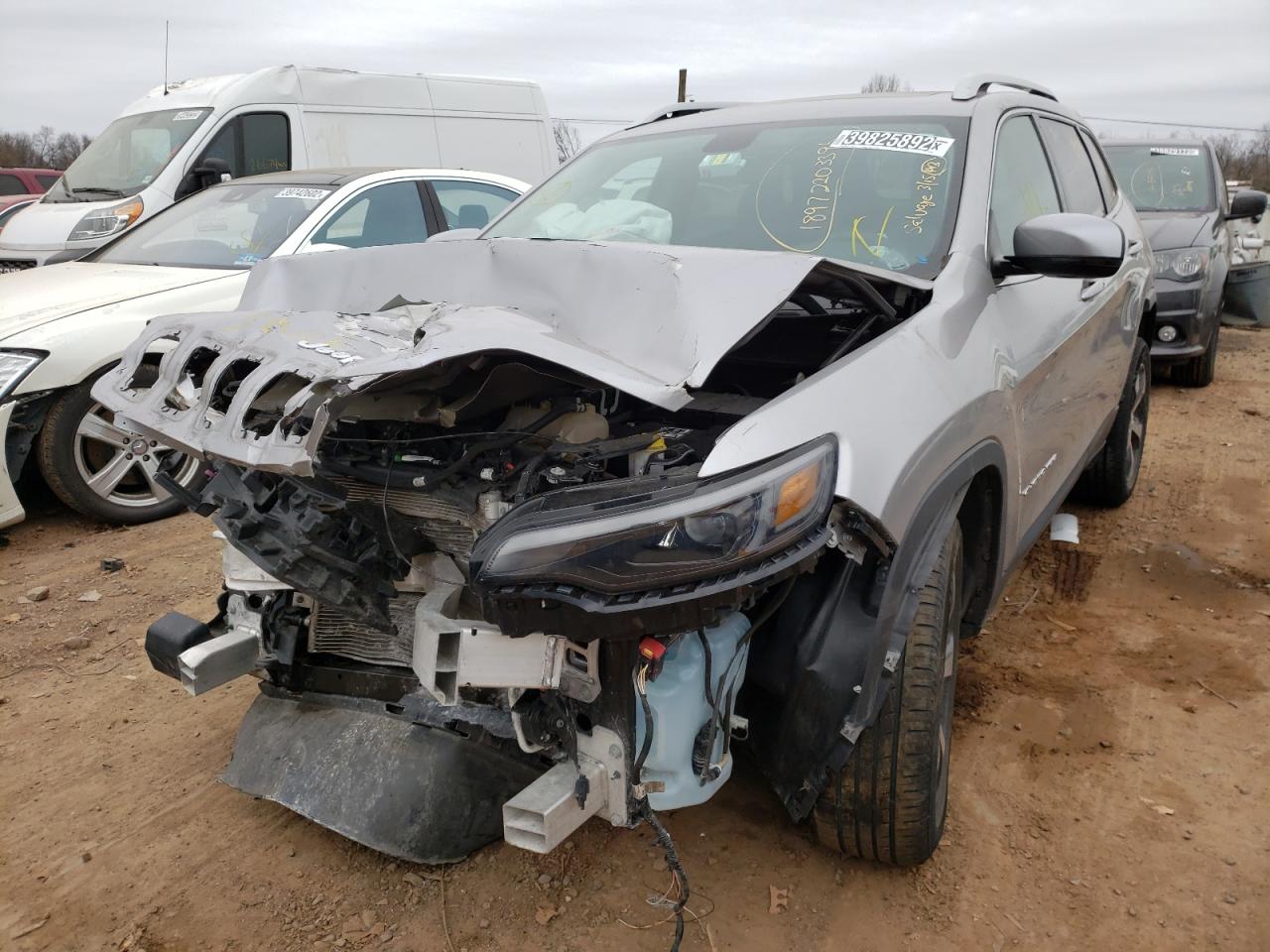 Photo 2 from auction – 2019 JEEP CHEROKEE L with VIN 1C4PJMDN8KD133688
