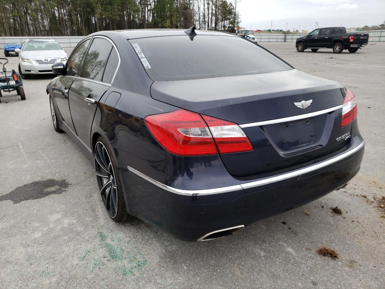 Photo 3 from auction – 2012 HYUNDAI GENESIS 4. with VIN KMHGC4DFXCU170337