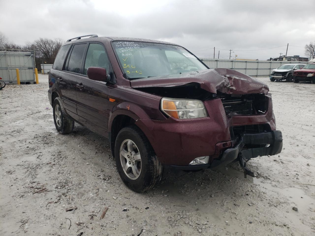 HONDA PILOT EX 2007 with VIN 2HKYF18467H523292 - Photo from auction