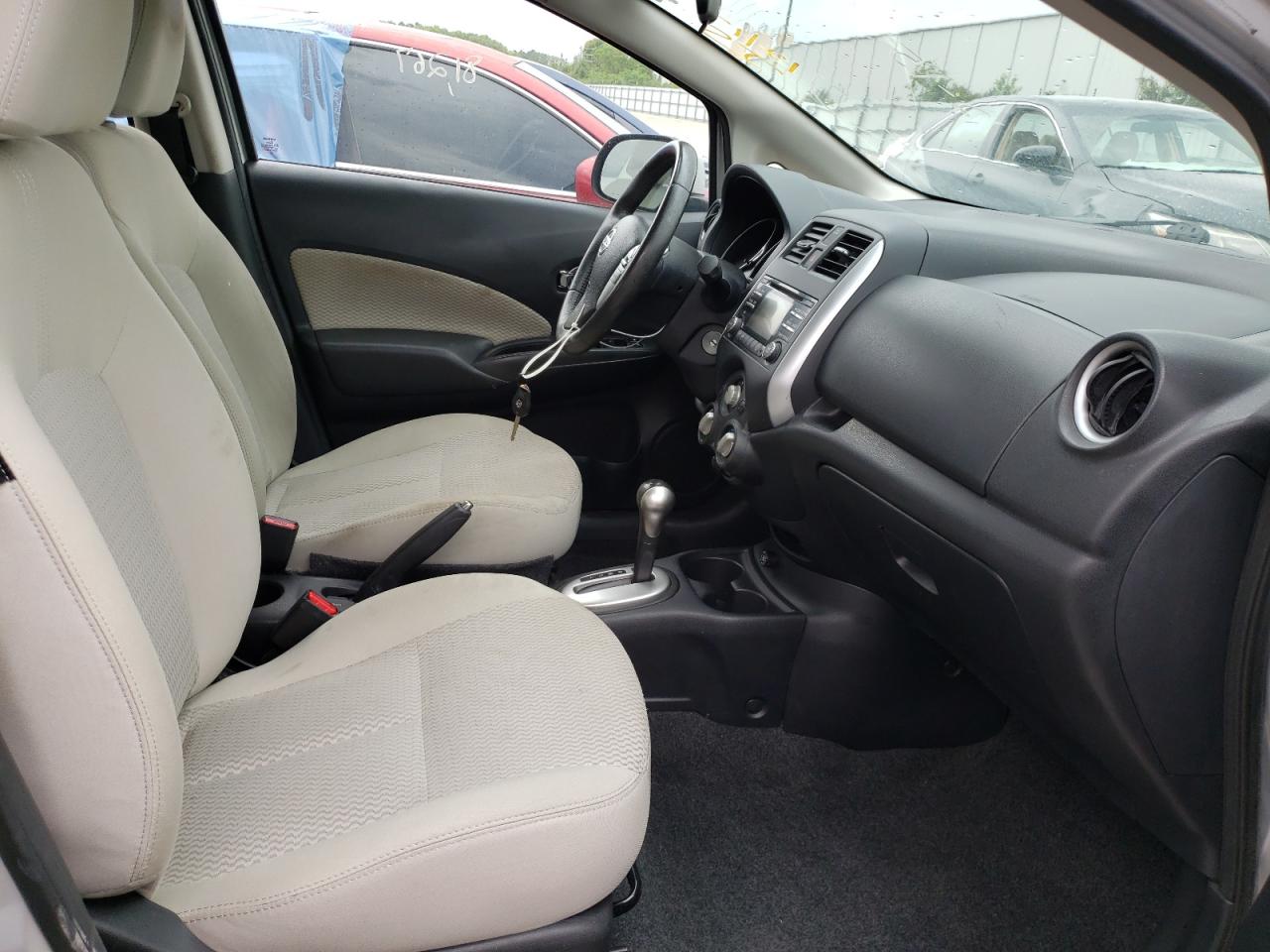 Photo 5 from auction – 2014 NISSAN VERSA NOTE with VIN 3N1CE2CP5EL358369