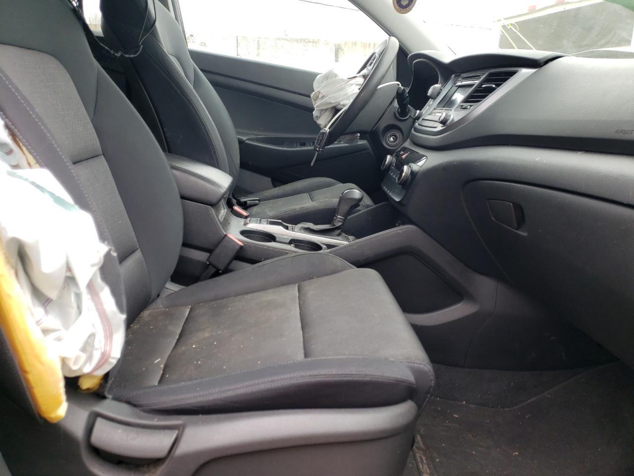 Photo 5 from auction – 2016 HYUNDAI TUCSON LIM with VIN KM8J3CA49GU117766