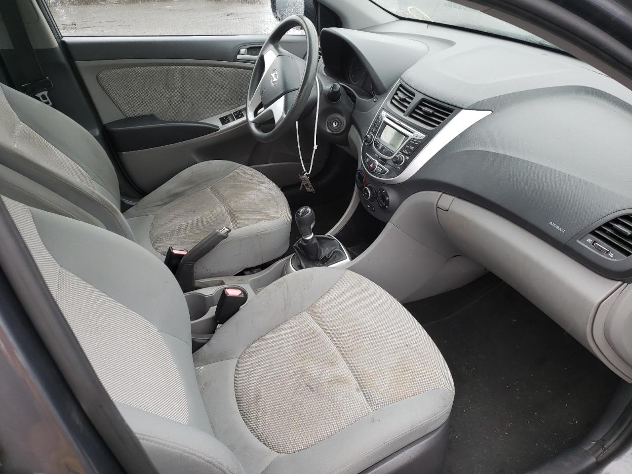 Photo 5 from auction – 2013 HYUNDAI ACCENT GLS with VIN KMHCT4AE2DU314779