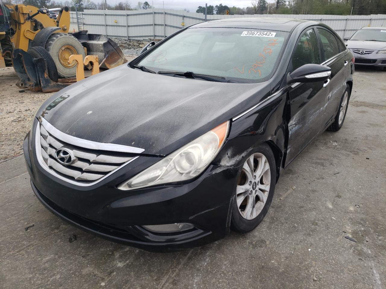 Photo 2 from auction – 2011 HYUNDAI SONATA SE with VIN 5NPEC4ACXBH004043