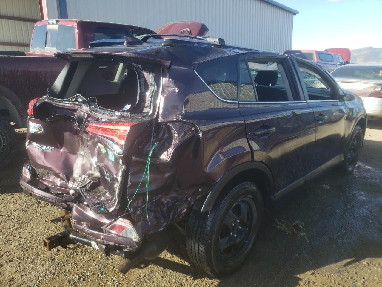 Photo 4 from auction – 2017 TOYOTA RAV4 LE with VIN 2T3BFREV1HW543378