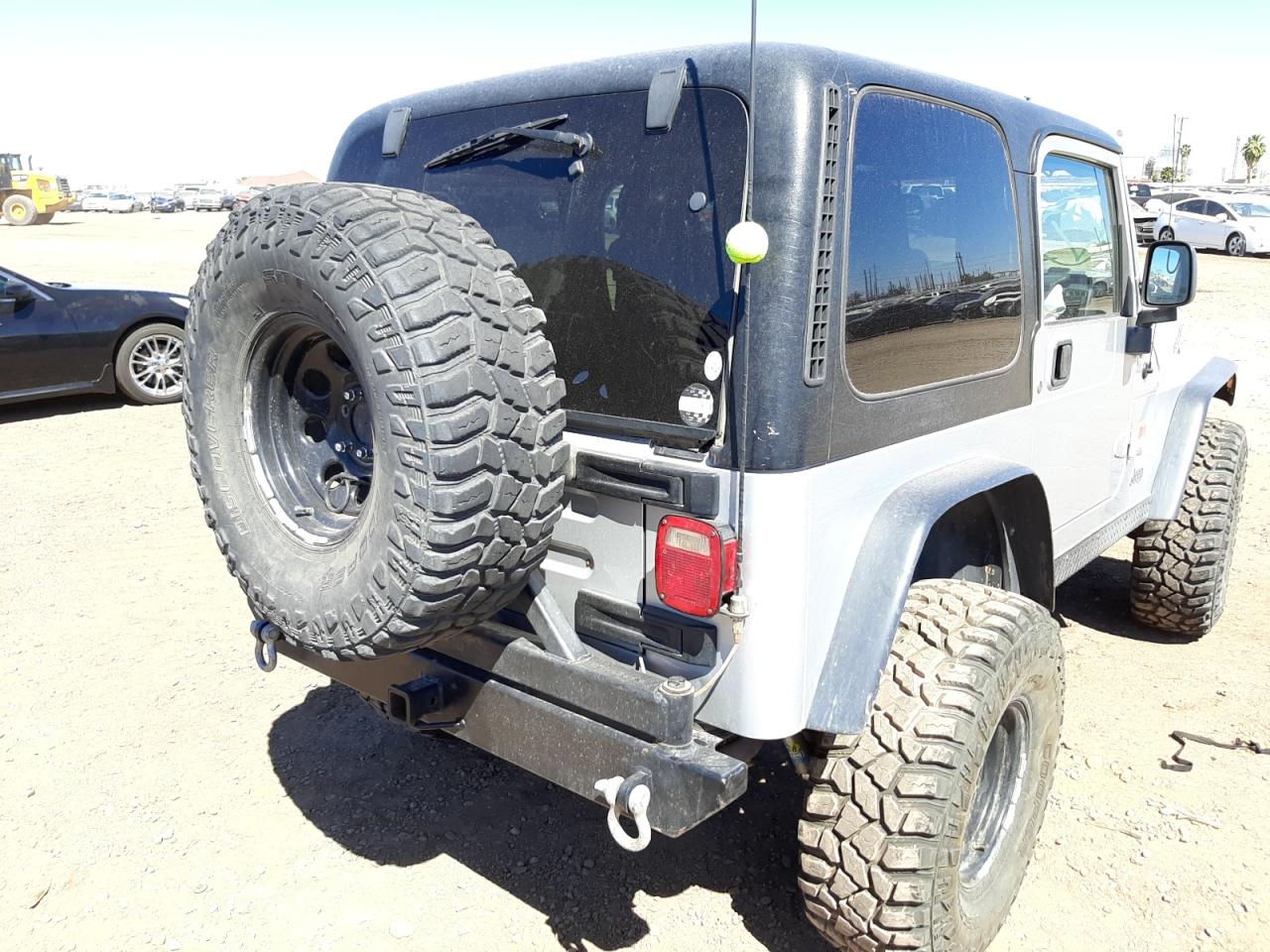 Photo 4 from auction – 2005 JEEP WRANGLER / with VIN 1J4FA69S95P338276