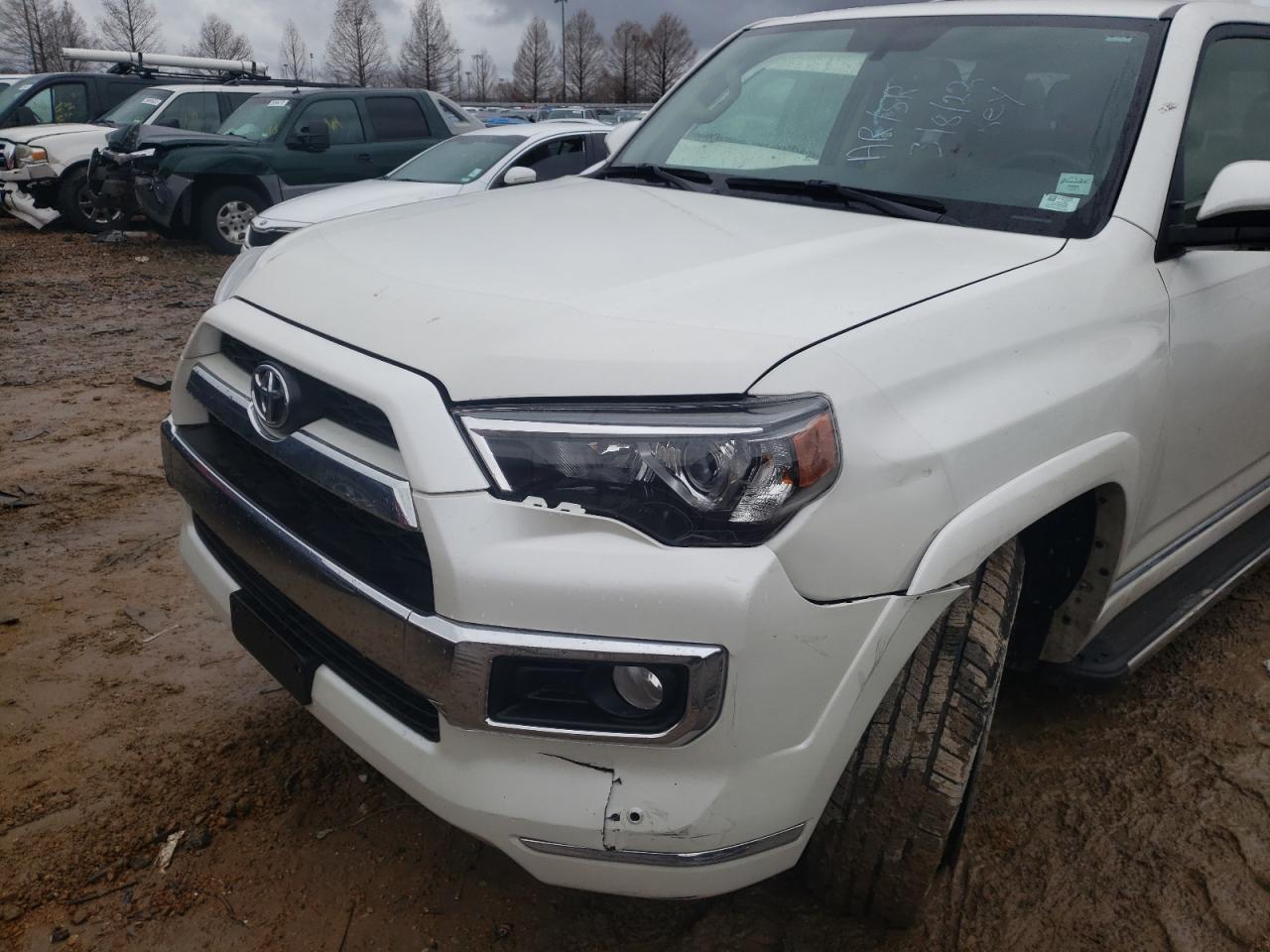 Photo 9 from auction – 2015 TOYOTA 4RUNNER SR with VIN JTEBU5JR4F5264482
