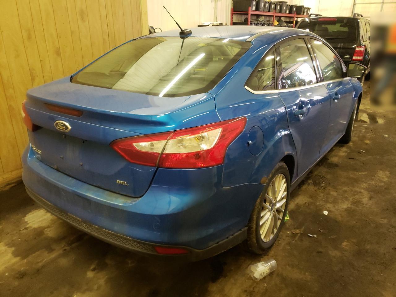 Photo 4 from auction – 2012 FORD FOCUS SEL with VIN 1FAHP3H2XCL249033