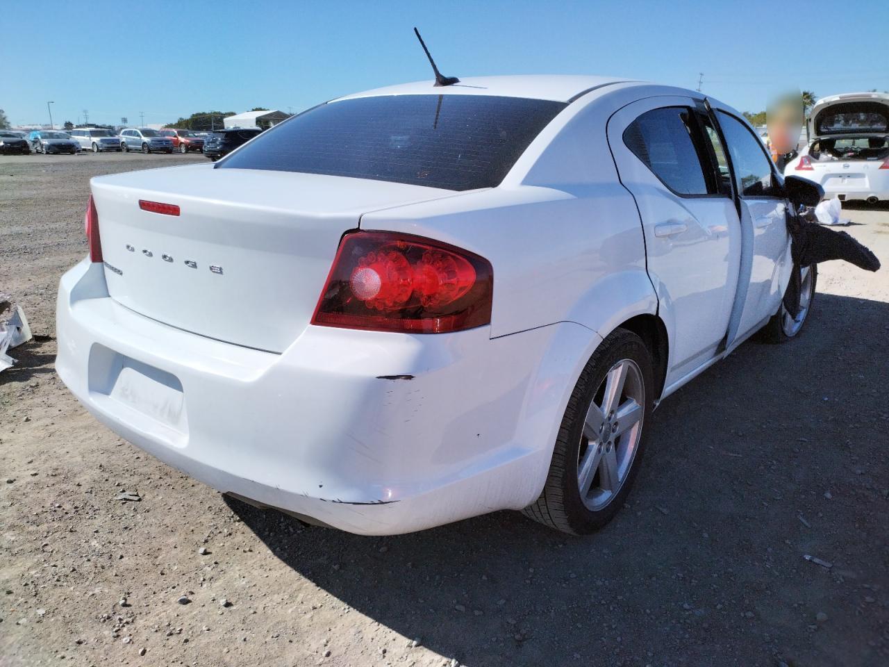 Photo 4 from auction – 2013 DODGE AVENGER SE with VIN 1C3CDZAB1DN706994