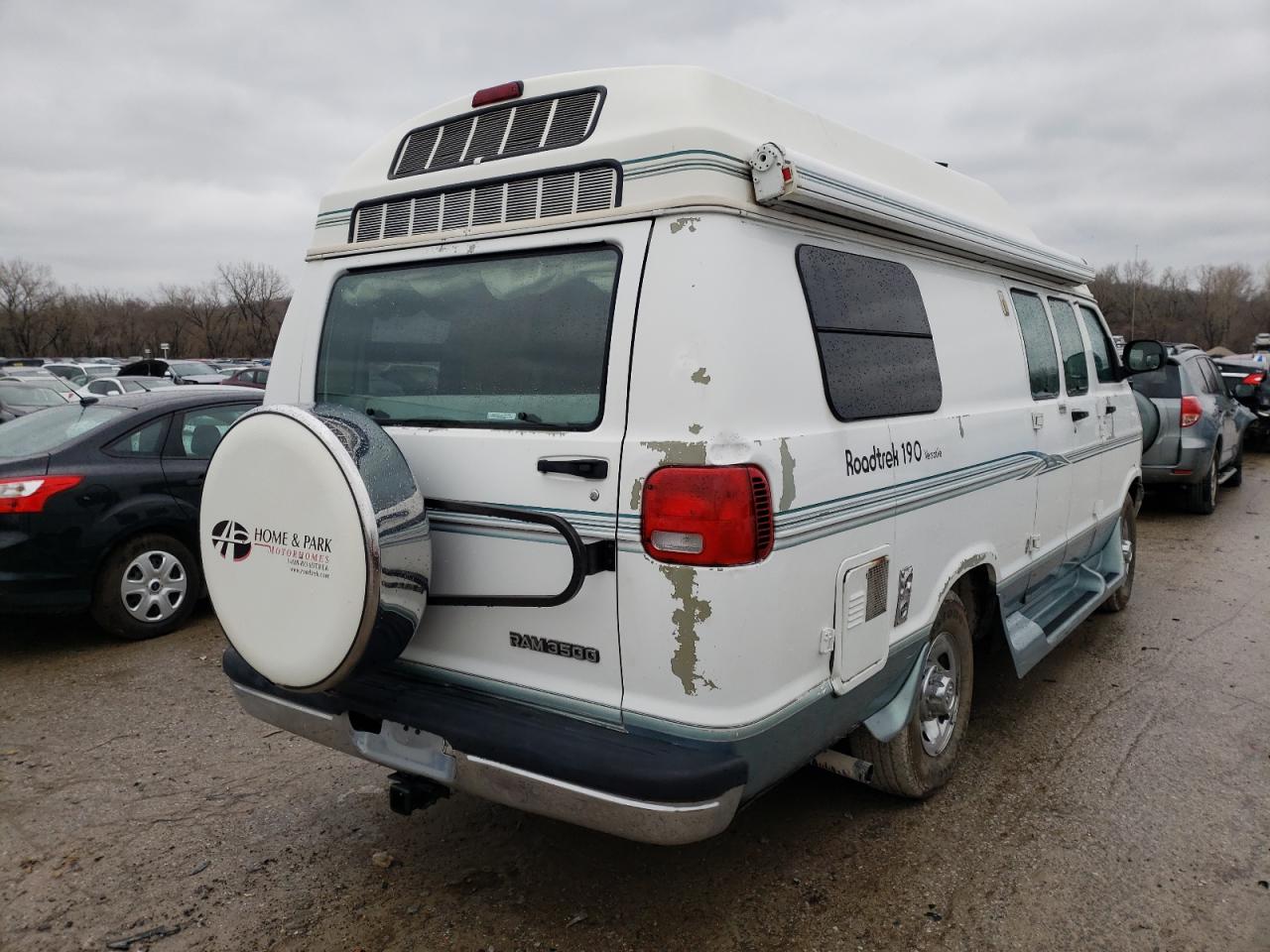 Photo 4 from auction – 2003 DODGE RAM VAN B3 with VIN 2D6WB31Y03K515653