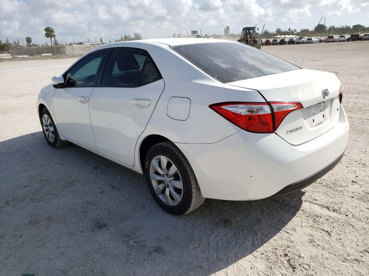 Photo 3 from auction – 2016 TOYOTA COROLLA L with VIN 5YFBURHE2GP515471