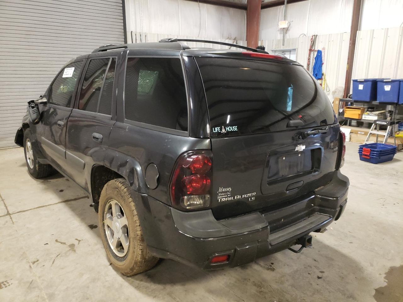 Photo 3 from auction – 2005 CHEVROLET TRAILBLAZE with VIN 1GNDS13S652196706