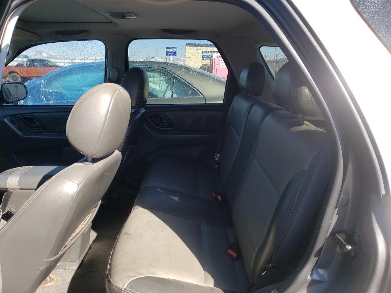 Photo 6 from auction – 2003 FORD ESCAPE XLT with VIN 1FMYU93123KE02820