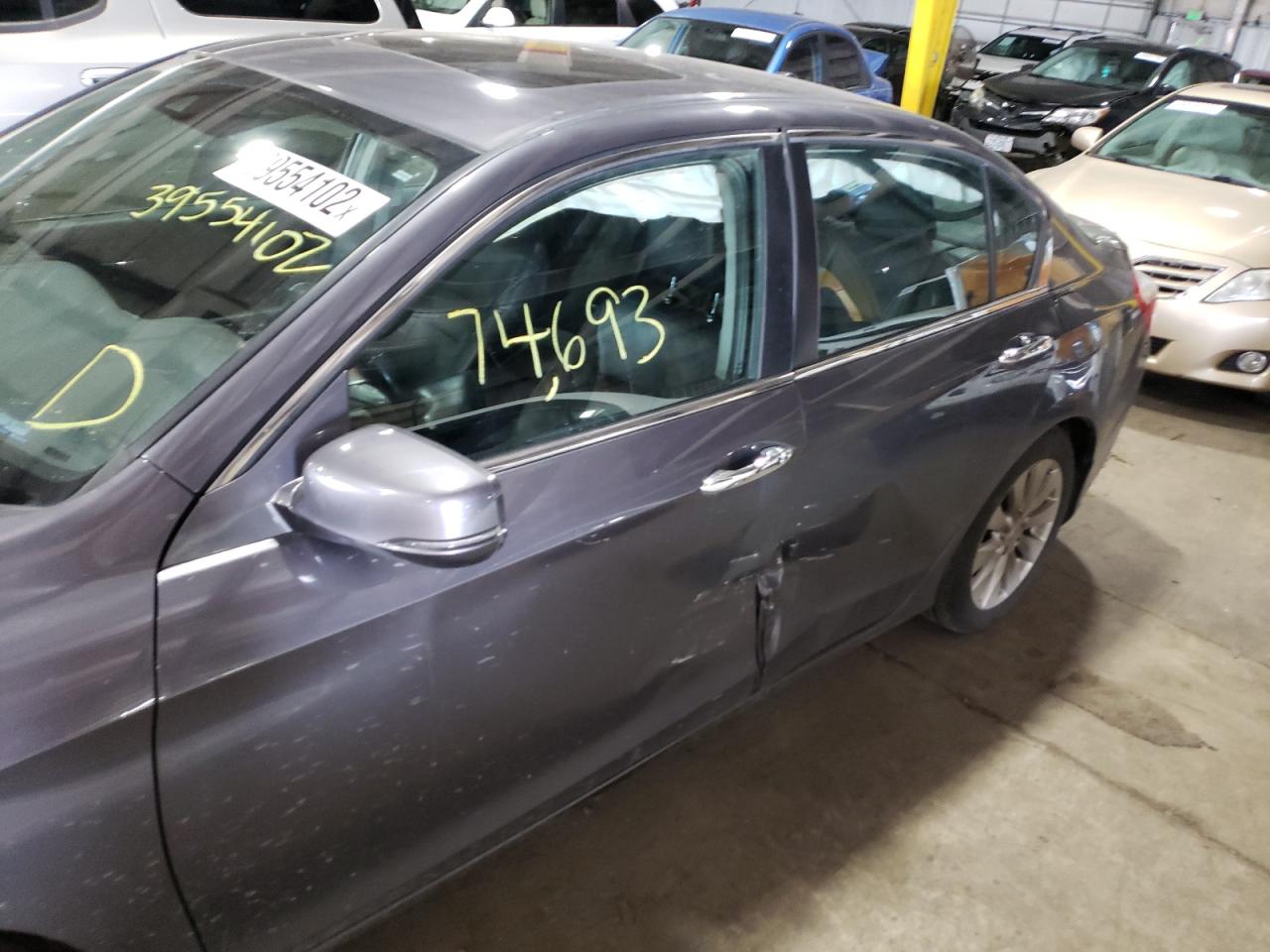 Photo 9 from auction – 2015 HONDA ACCORD EXL with VIN 1HGCR2F87FA073396
