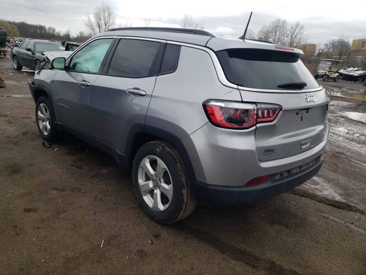 Photo 3 from auction – 2018 JEEP COMPASS LA with VIN 3C4NJCBB9JT469272