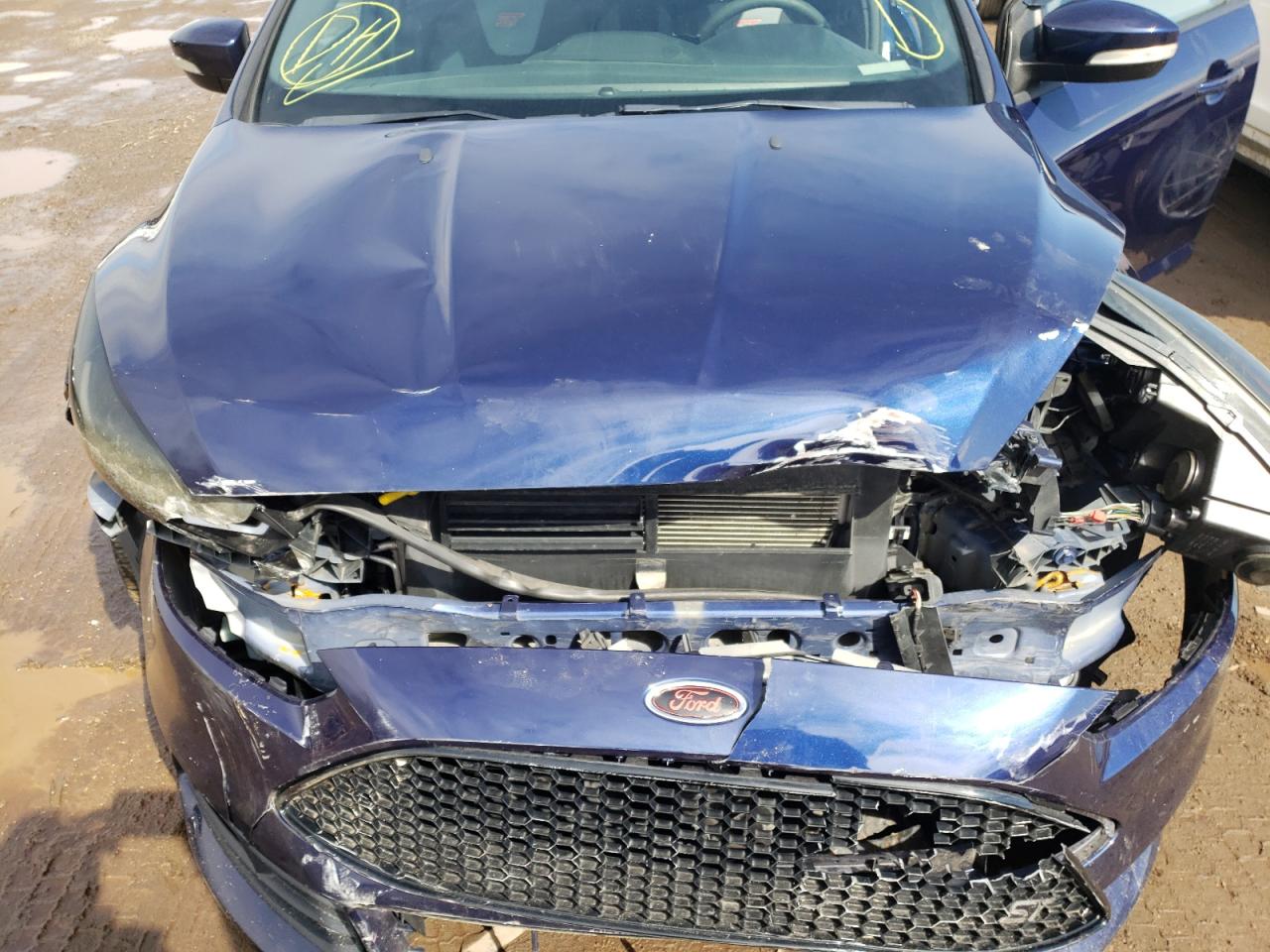 Photo 7 from auction – 2017 FORD FOCUS ST with VIN 1FADP3L96HL292519