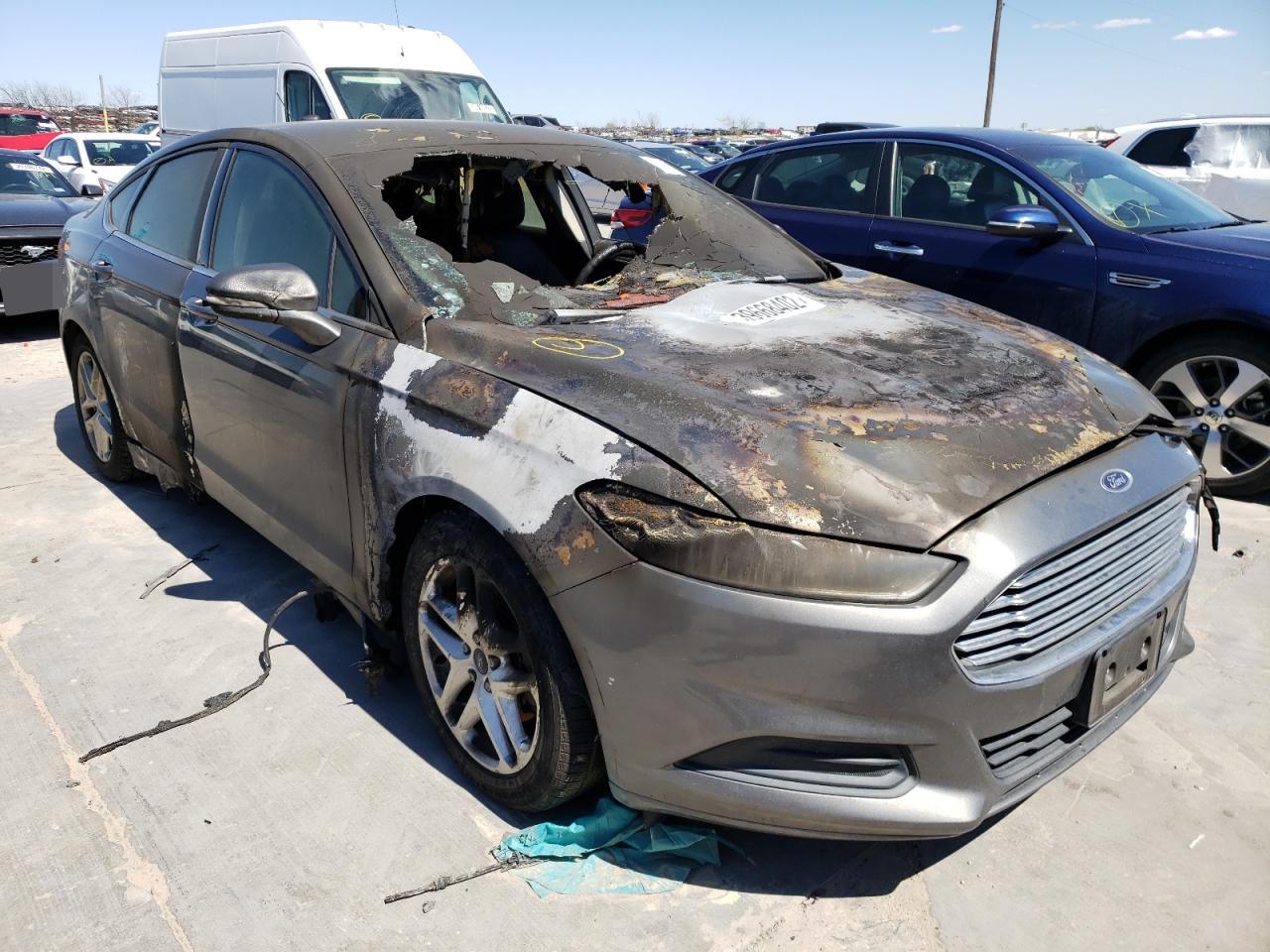 FORD FUSION SE 2013 with VIN 3FA6P0HR9DR236702 - Photo from auction