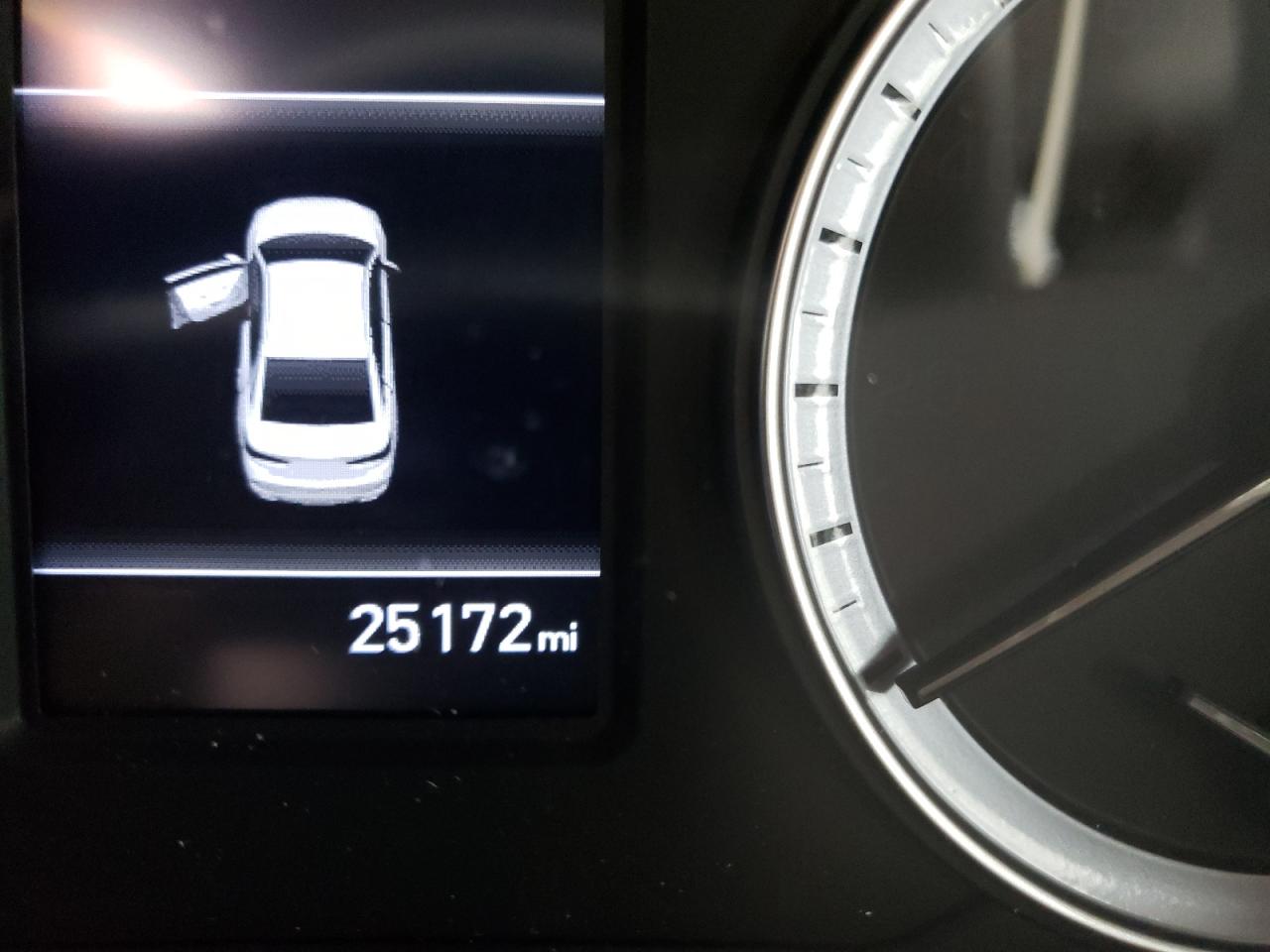 Photo 8 from auction – 2019 HYUNDAI SONATA SE with VIN 5NPE24AF7KH743500