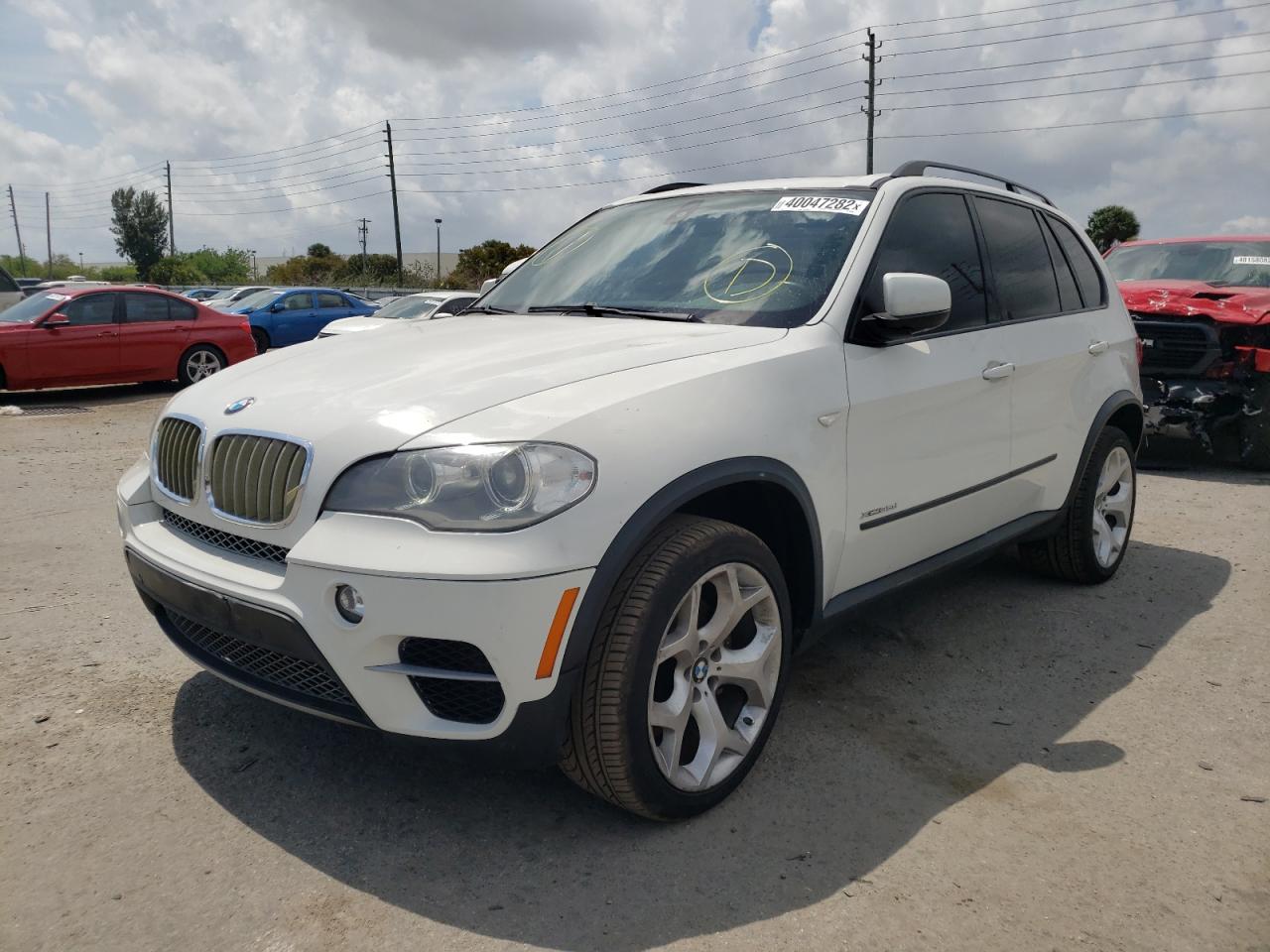 Photo 2 from auction – 2012 BMW X5 XDRIVE3 with VIN 5UXZW0C50CL668590